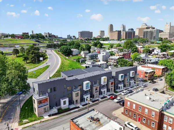 $574,950 | 1025 Pacific Street, Kansas City, MO 64106