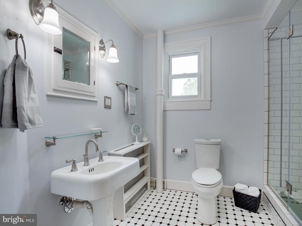 3155 Jones Road Dunkirk, MD 20754 - Photo 30 of 89 Renovated hall bath
