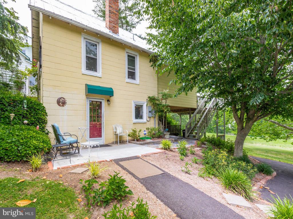 3155 Jones Road Dunkirk, MD 20754 - Photo 61 of 89 Parking and entry cottage/guest house