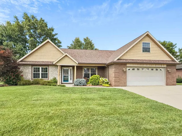 $338,500 | 1143 Clearview Avenue, Jasper, IN 47546
