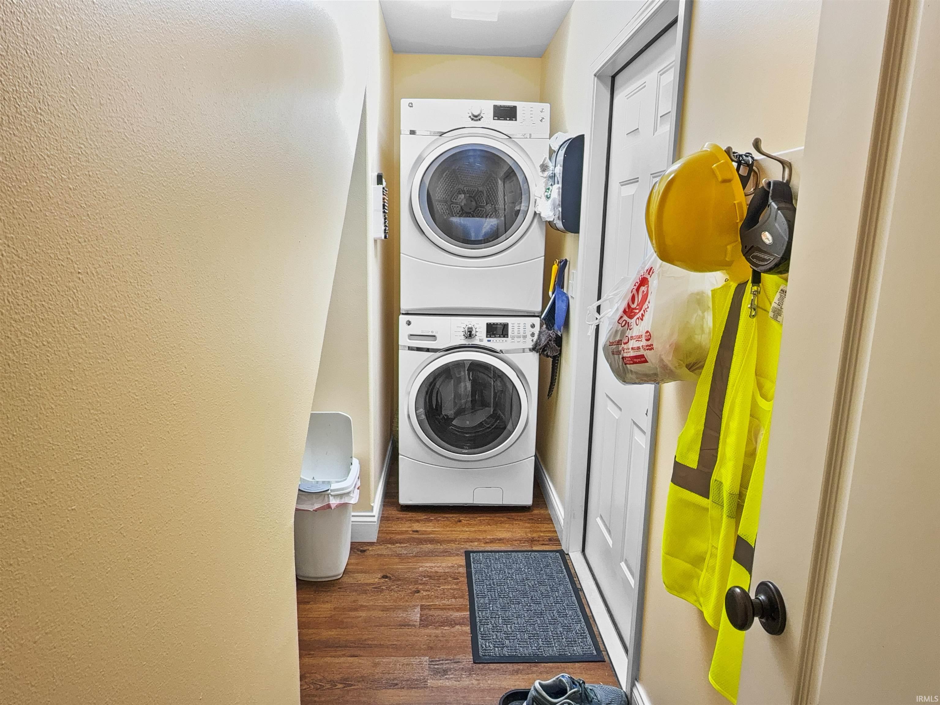 1143 Clearview Avenue Jasper, IN 47546 - Photo 11 of 17