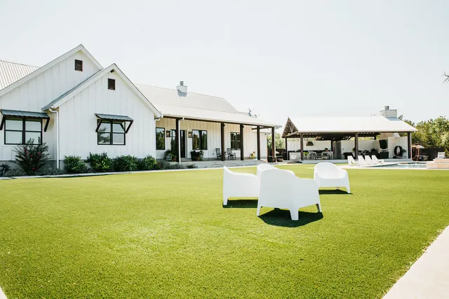 $8,950 | 2300 West Fitzhugh Road, Dripping Springs, TX 78620