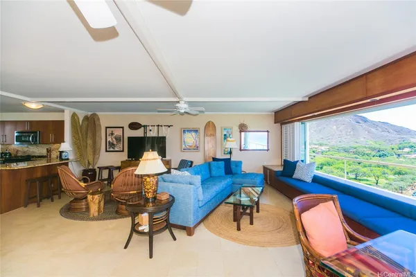 $4,980 | 2895 Kalakaua Avenue, Unit 1707, Honolulu, HI 96815