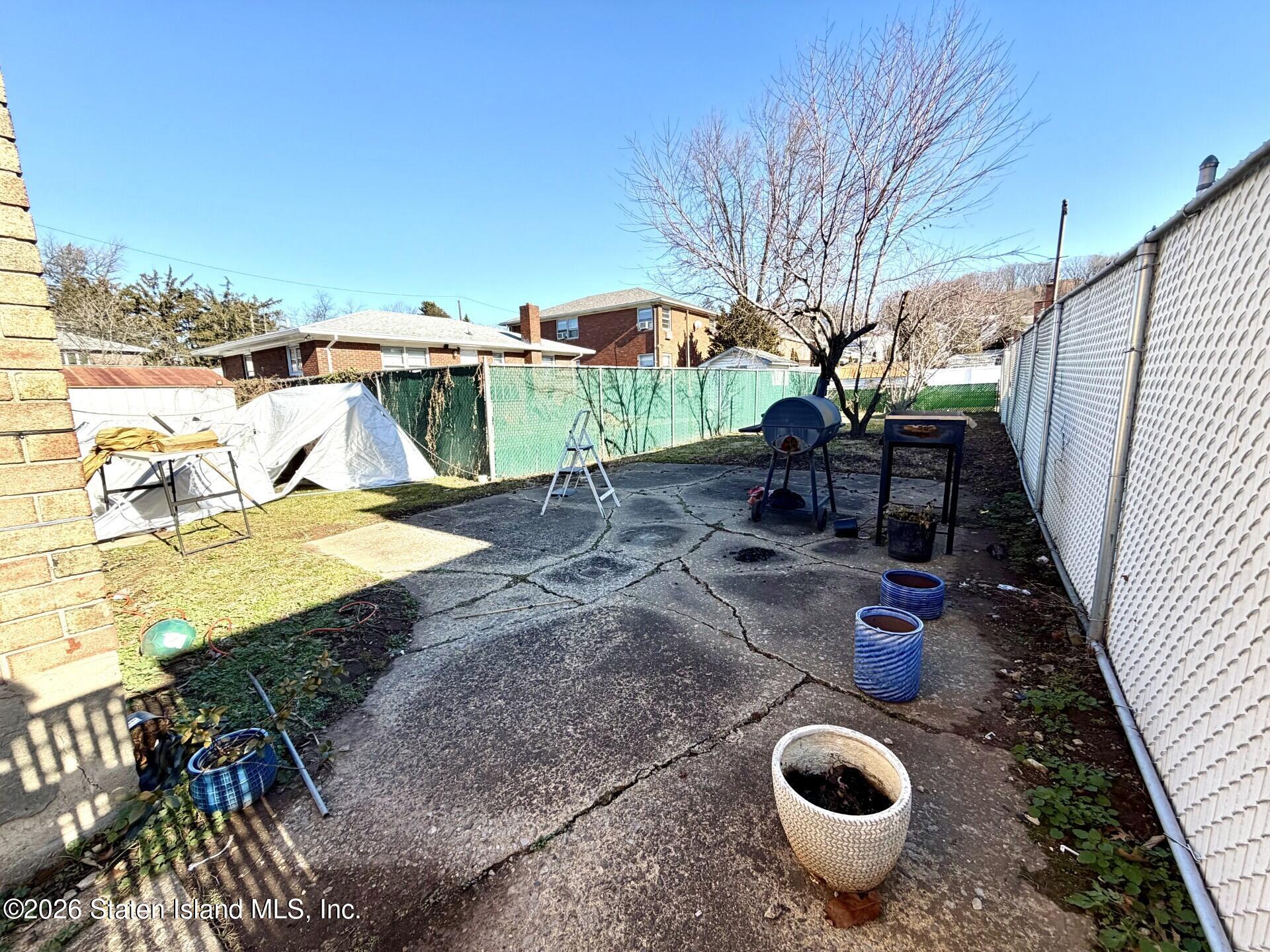 1393-1397 Clove Road Staten Island, NY 10301 - Photo 3 of 3 771659eb-1c88-4979-9207-ca03efbf5950