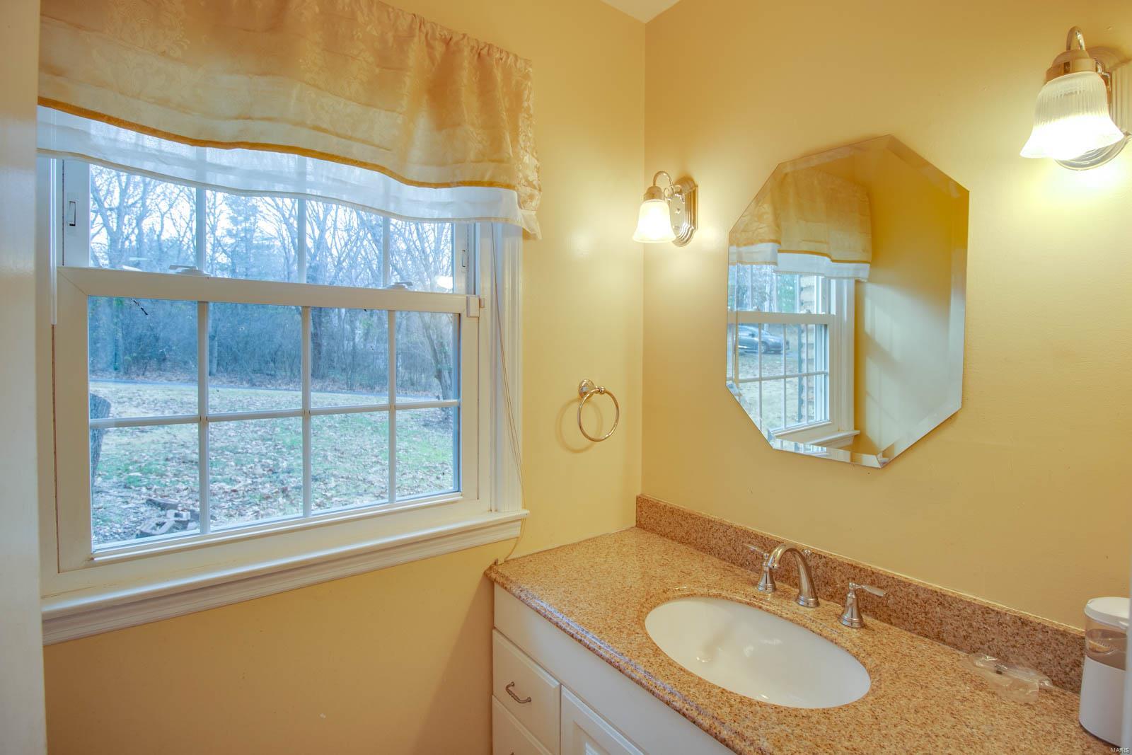 6808 Ivy Lane Godfrey, IL 62035 - Photo 7 of 69