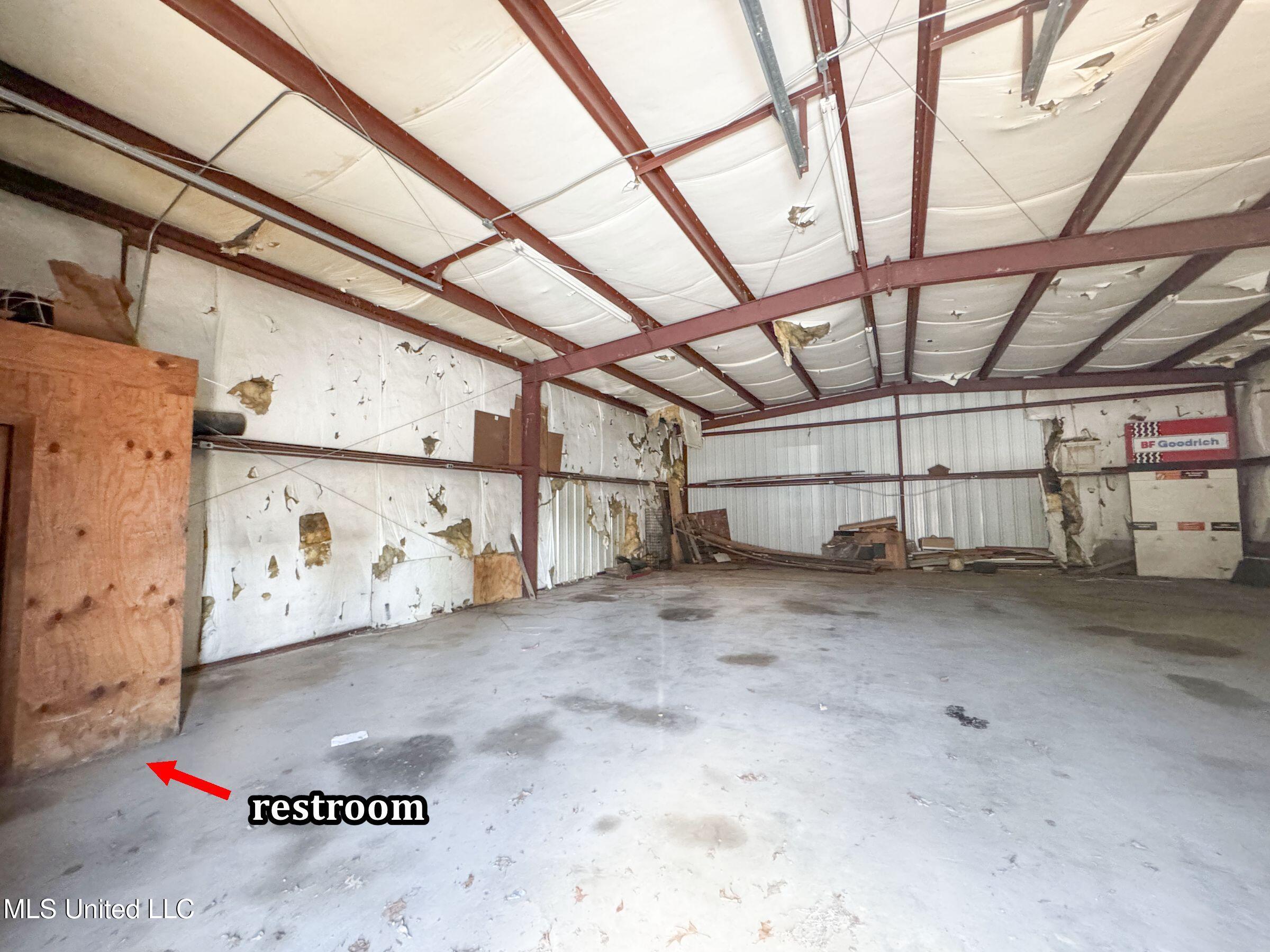 143 51st Batesville, MS 38606 - Photo 29 of 32 51oneAC35b