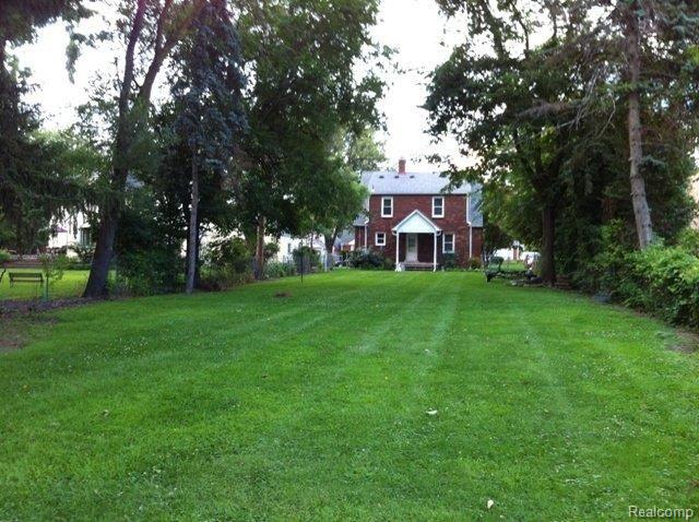 94 Riverside Drive Mount Clemens, MI 48043 - Photo 25 of 26 Back veiw of home from river.