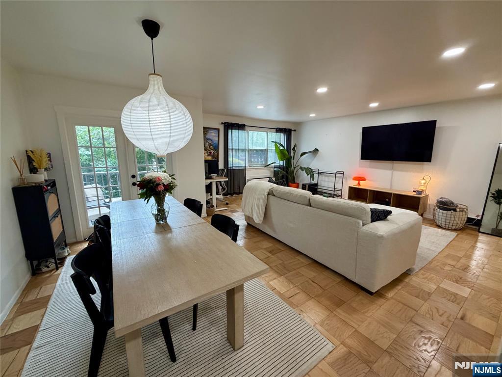 1111 River Road, Unit F 1 Edgewater, NJ 07020 - Photo 5 of 19