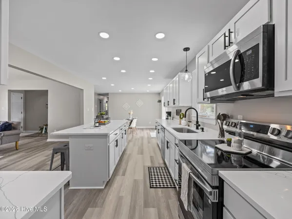 $339,900 | 412 Crow's Nest Lane, Sneads Ferry, NC 28460