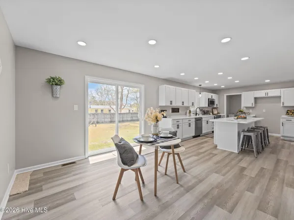 $339,900 | 412 Crow's Nest Lane, Sneads Ferry, NC 28460