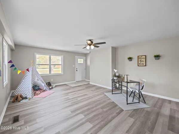 $339,900 | 412 Crow's Nest Lane, Sneads Ferry, NC 28460