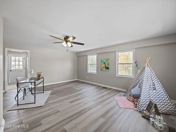 $339,900 | 412 Crow's Nest Lane, Sneads Ferry, NC 28460