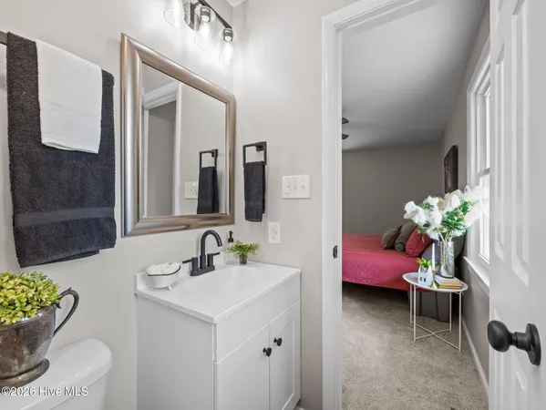 $339,900 | 412 Crow's Nest Lane, Sneads Ferry, NC 28460