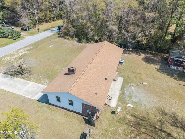 $339,900 | 412 Crow's Nest Lane, Sneads Ferry, NC 28460