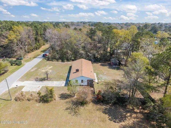 $339,900 | 412 Crow's Nest Lane, Sneads Ferry, NC 28460