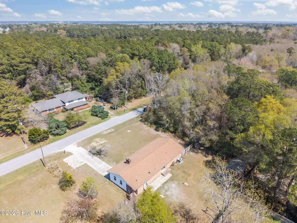 $339,900 | 412 Crow's Nest Lane, Sneads Ferry, NC 28460