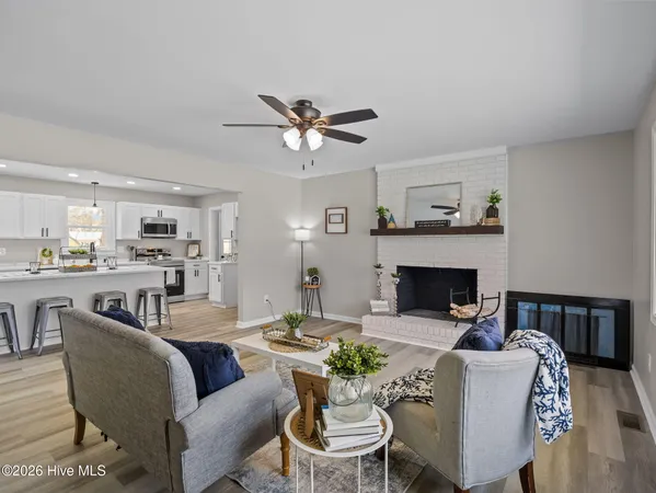 $339,900 | 412 Crow's Nest Lane, Sneads Ferry, NC 28460