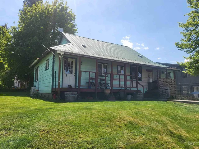 $165,000 | 202 Hill Street, Kamiah, ID 83536
