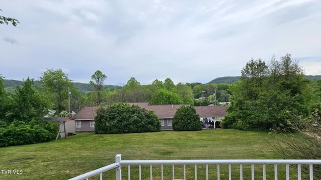 $153,499 | 616 Kiser Avenue Southeast, Coeburn, VA 24230