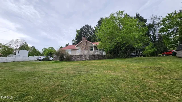 $153,499 | 616 Kiser Avenue Southeast, Coeburn, VA 24230