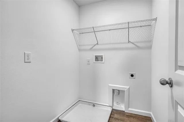 $358,232 | 815 Lake Dell Drive, Dundee, FL 33838