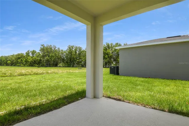 $358,232 | 815 Lake Dell Drive, Dundee, FL 33838