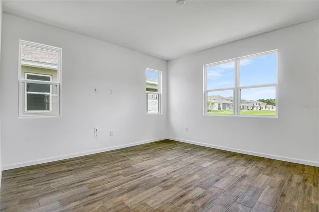 $358,232 | 815 Lake Dell Drive, Dundee, FL 33838