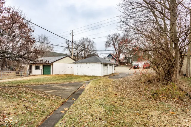 $1,995 | 6147 Broadway Street, Indianapolis, IN 46220