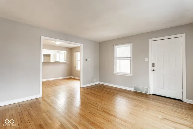 $1,995 | 6147 Broadway Street, Indianapolis, IN 46220