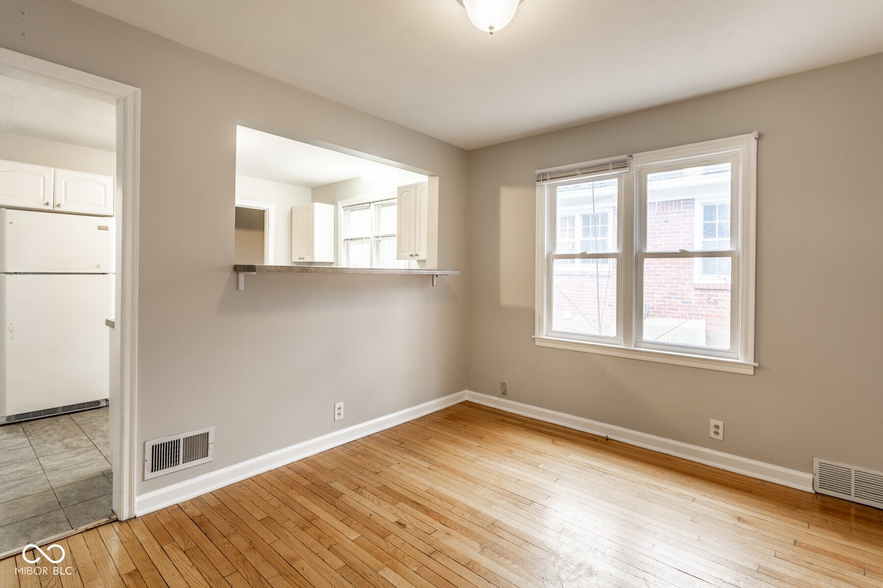 6147 Broadway Street Indianapolis, IN 46220 - Photo 7 of 21