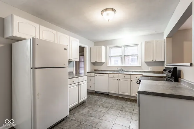 $1,995 | 6147 Broadway Street, Indianapolis, IN 46220