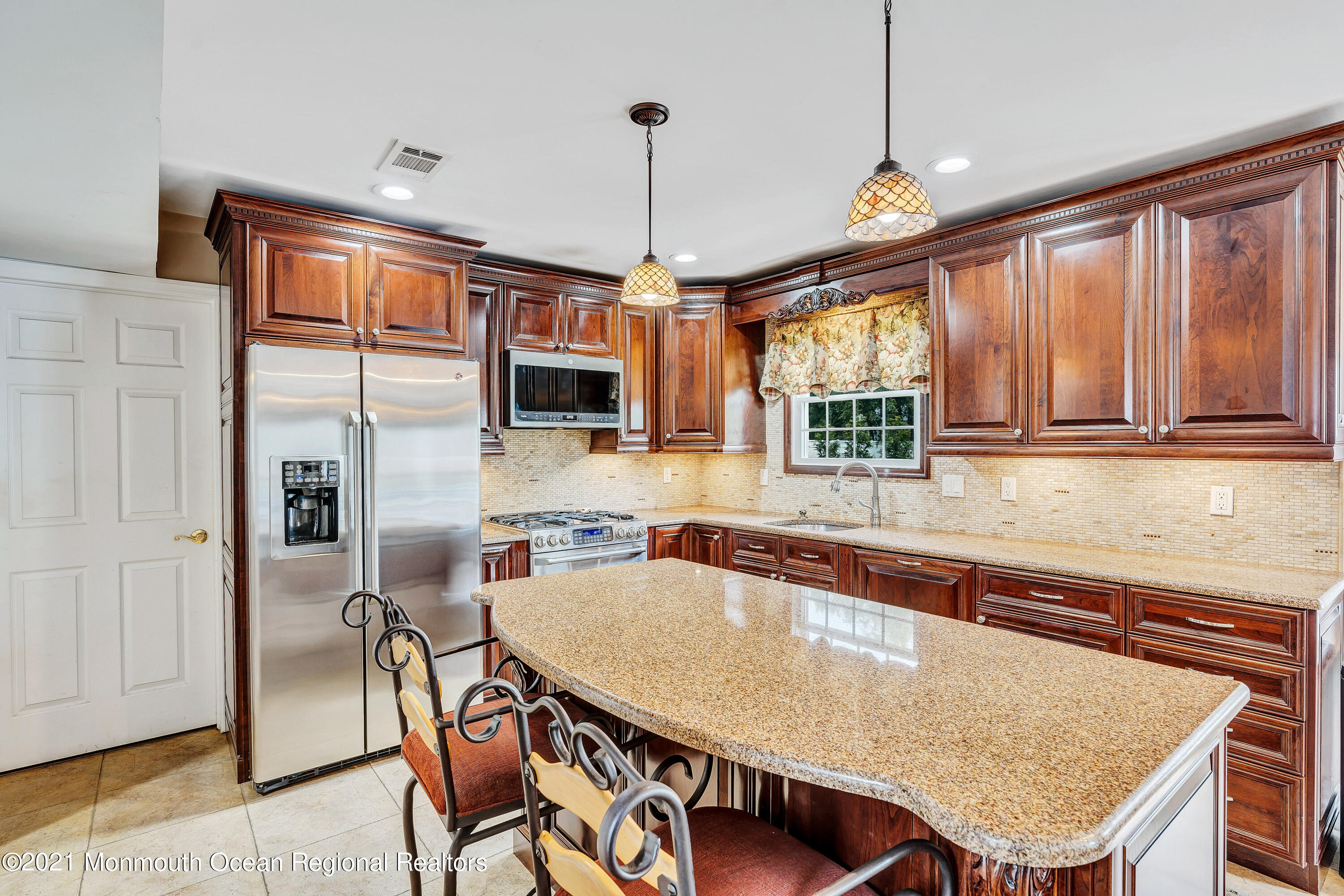 2 Tower Road Freehold, NJ 07728 - Photo 7 of 45 062_dsc03775