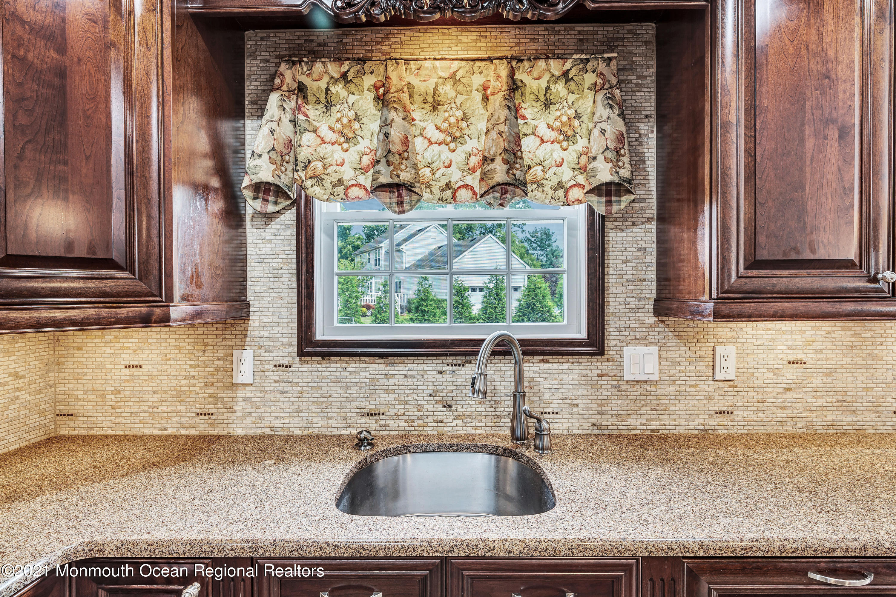 2 Tower Road Freehold, NJ 07728 - Photo 10 of 45 065_dsc03790