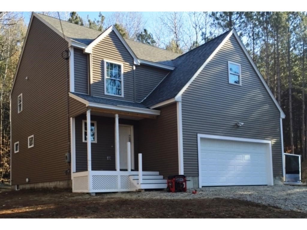 64 Blackwater Road Concord, NH 03303 - Photo 3 of 27