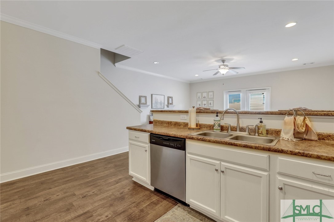 34 Reese Way Savannah, GA 31419 - Photo 21 of 30 Kitchen Bar