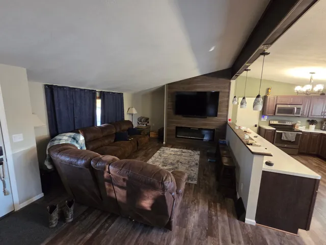 $209,900 | 929 Ash Street, Appleton, MN 56208