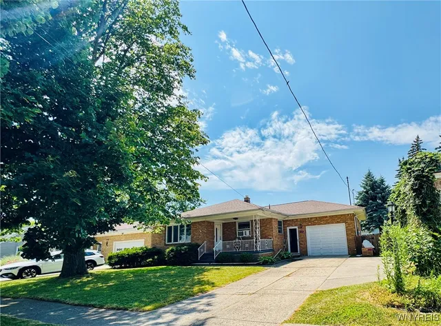 $2,100 | 268 Cass Avenue, Cheektowaga, NY 14206