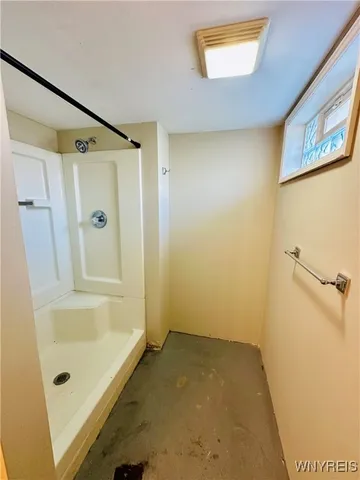 $2,100 | 268 Cass Avenue, Cheektowaga, NY 14206