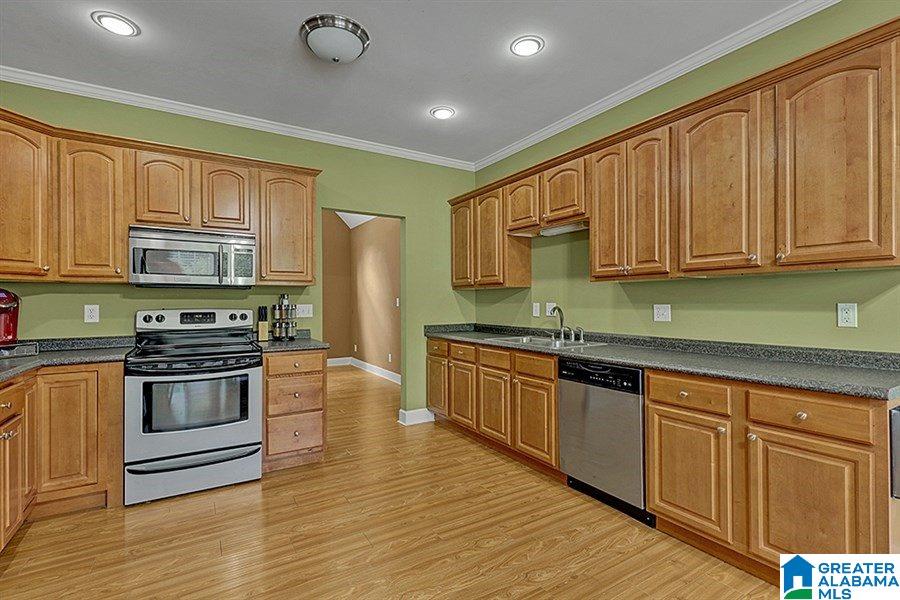 1809 Pleasant Ridge Drive Sylacauga, AL 35150 - Photo 7 of 15