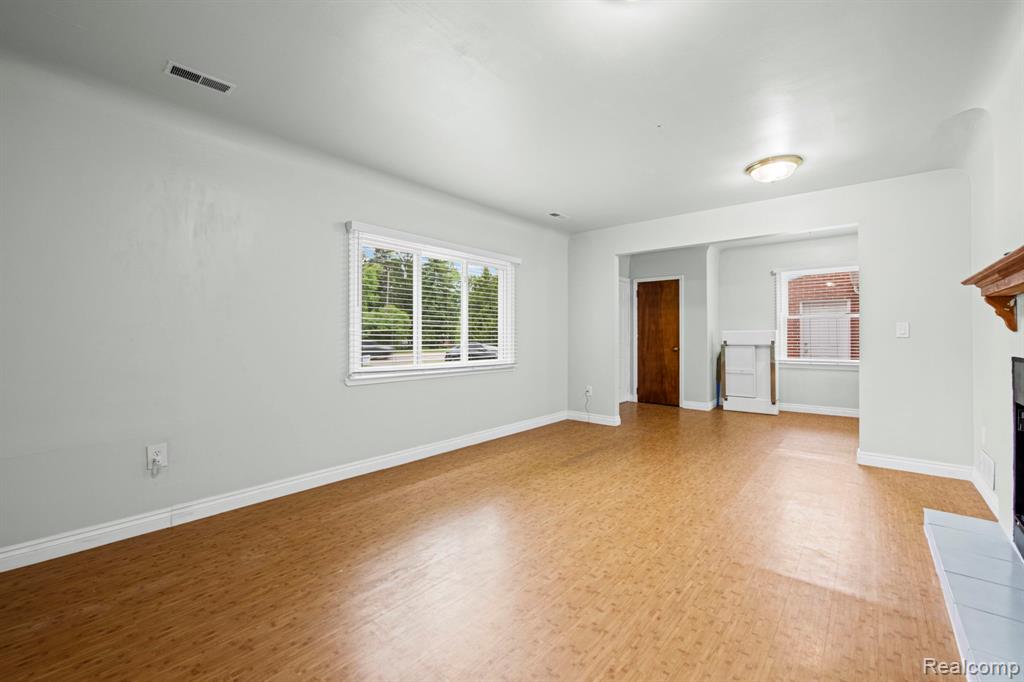 4165 Crooks Road Troy, MI 48098 - Photo 6 of 27