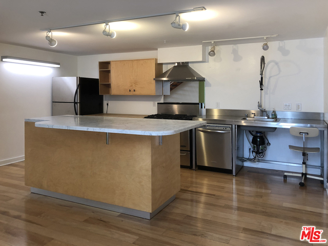 615 Hampton Drive, Unit C101 Venice, CA 90291 - Photo 16 of 24