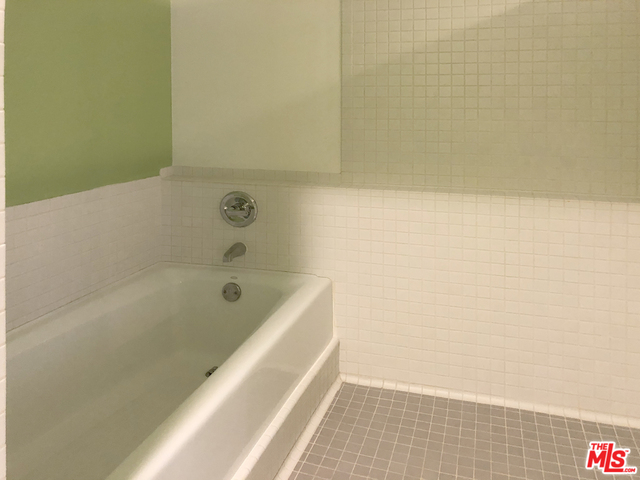 615 Hampton Drive, Unit C101 Venice, CA 90291 - Photo 23 of 24