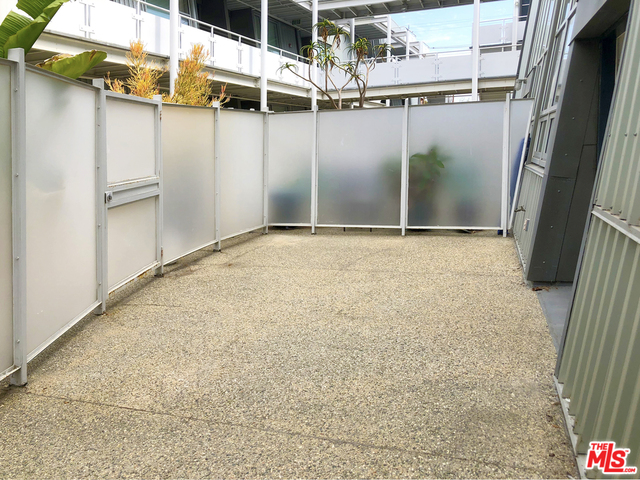 615 Hampton Drive, Unit C101 Venice, CA 90291 - Photo 10 of 24