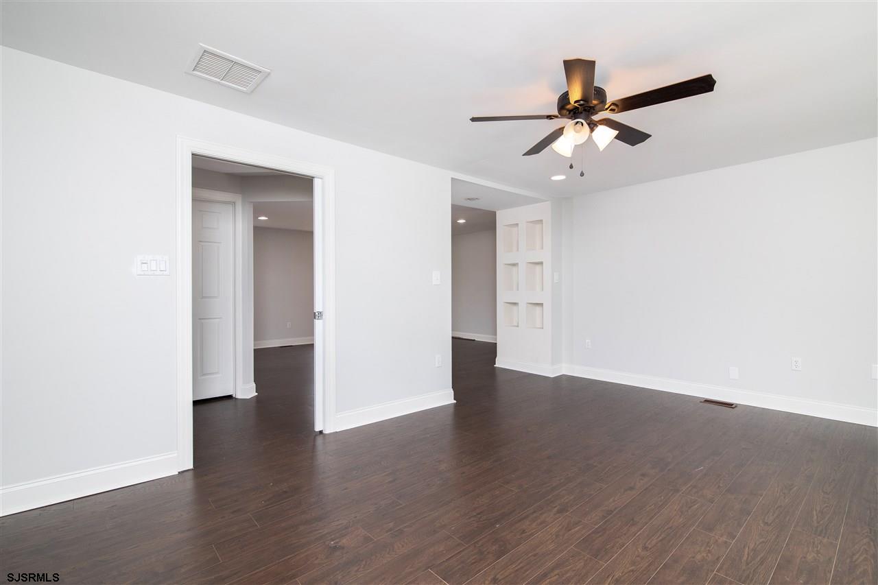 106 Colin Road Williamstown, NJ 08094 - Photo 2 of 25 Gallery Image 2