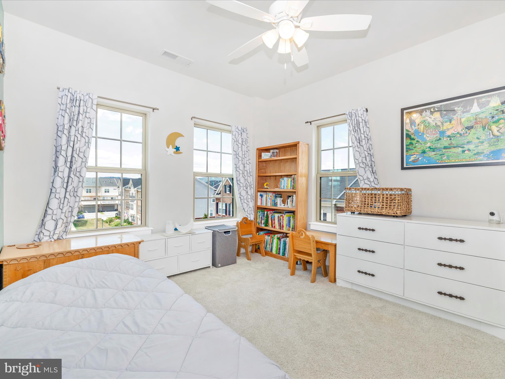 6020 Forum Square Frederick, MD 21703 - Photo 24 of 54 Bedroom 2