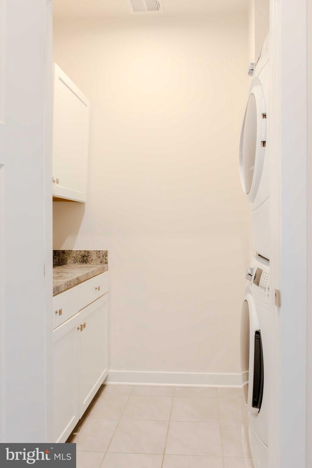6020 Forum Square Frederick, MD 21703 - Photo 31 of 54 Laundry