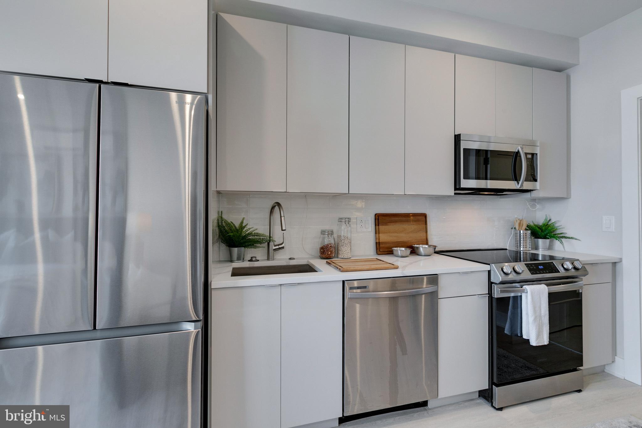 1533 Ridge Avenue, Unit 401 Philadelphia, PA 19130 - Photo 13 of 19