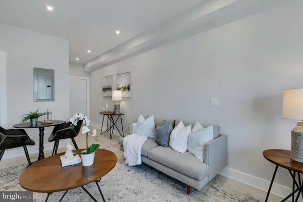 $1,275 | 1533 Ridge Avenue, Unit 401, Philadelphia, PA 19130