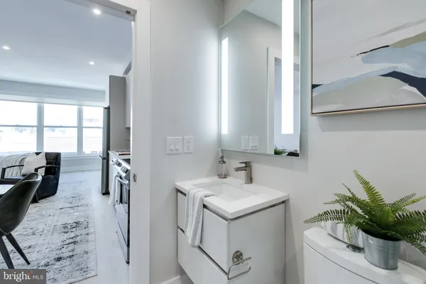 $1,275 | 1533 Ridge Avenue, Unit 401, Philadelphia, PA 19130