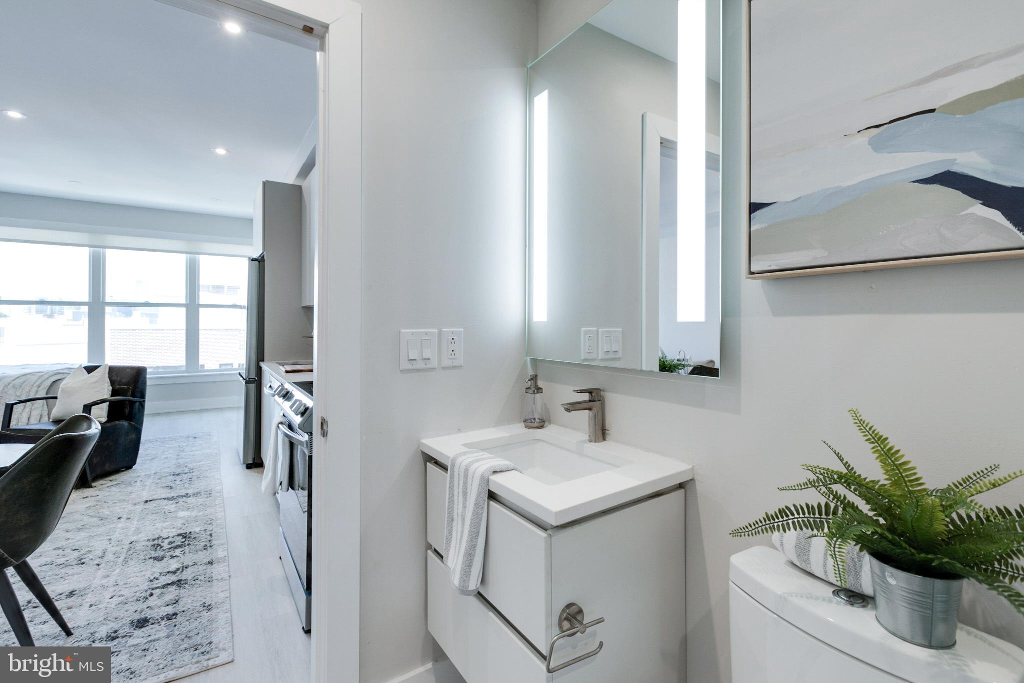 1533 Ridge Avenue, Unit 401 Philadelphia, PA 19130 - Photo 8 of 19